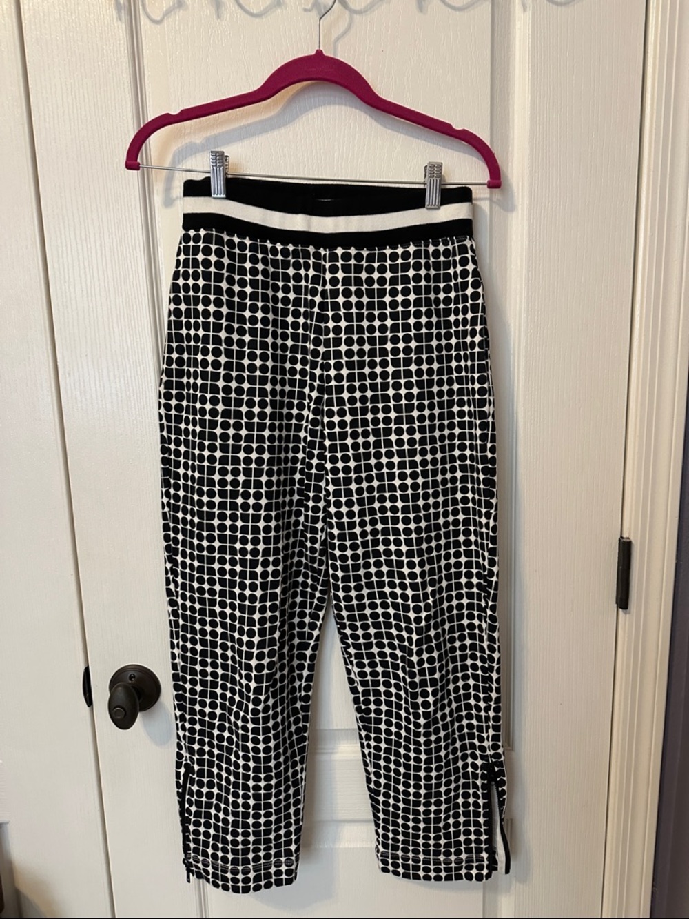 kate spade Black & White Dot-Grid Capris